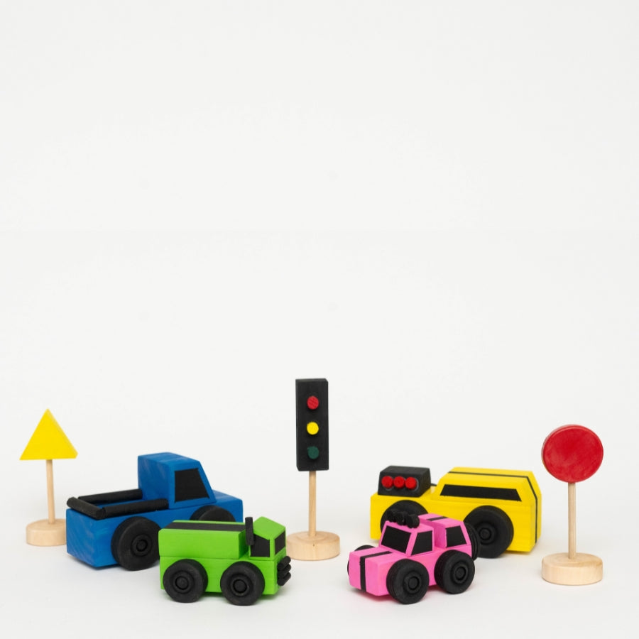 SparkJump Build & Paint Your Own Wooden Cars - Creative & Fun Arts